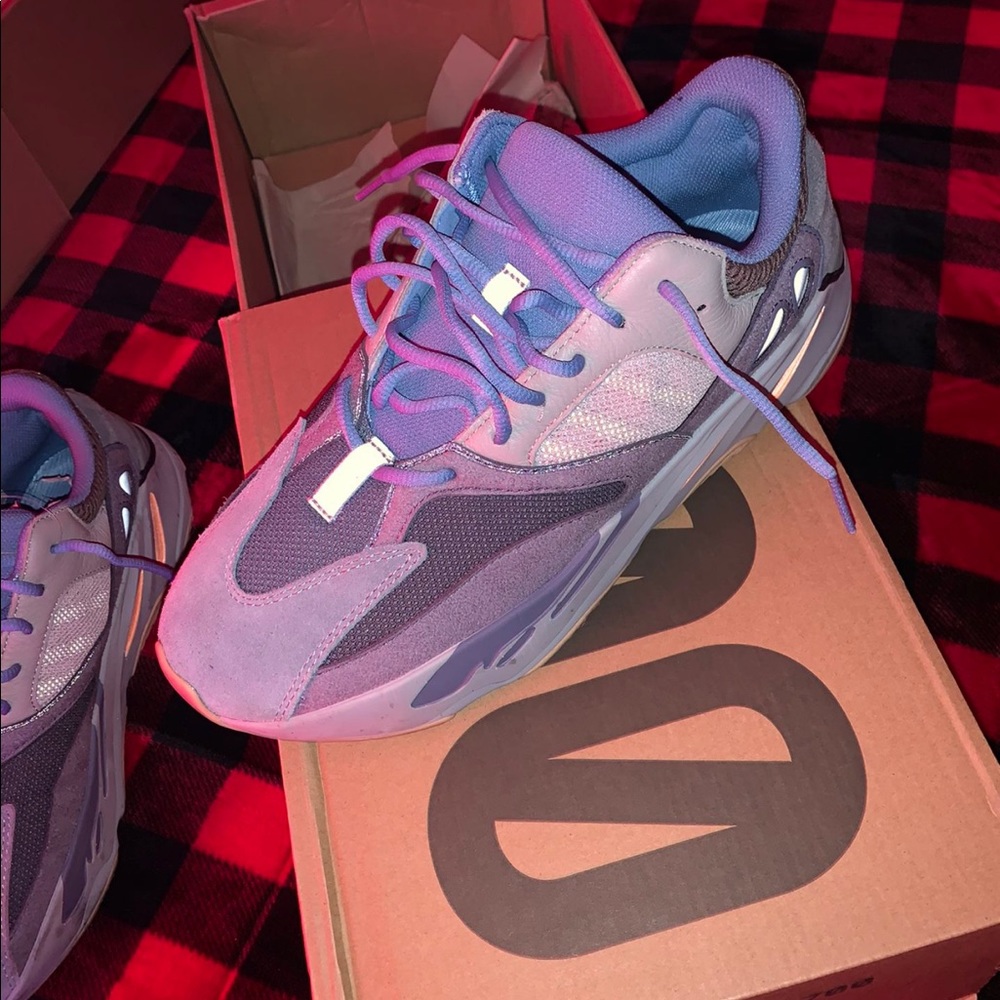 Yezzy carbon blue size 11.5